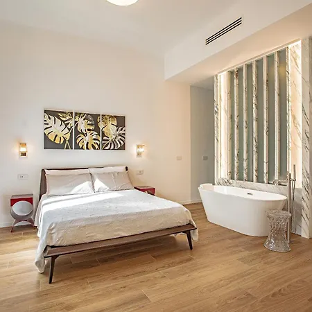 아파트 A Casa Di Manuela Luxury *